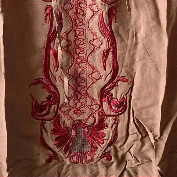 🆕Velzera Plus Size Khaki Embroidered Peasant Dress 1X🆕 - Picture 5 of 7